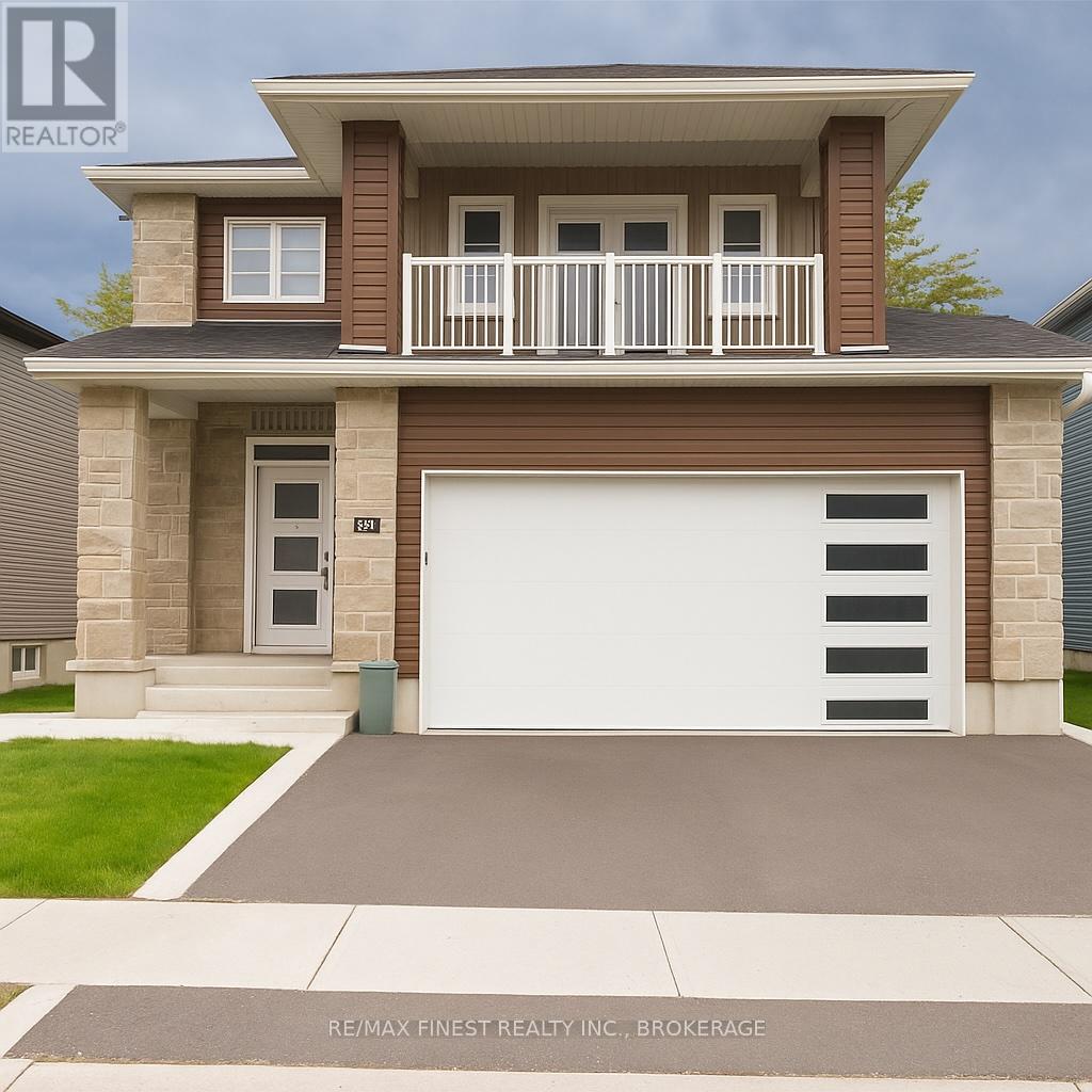 313 Pratt Dr, Loyalist Amherstview, ON K7N 0E8