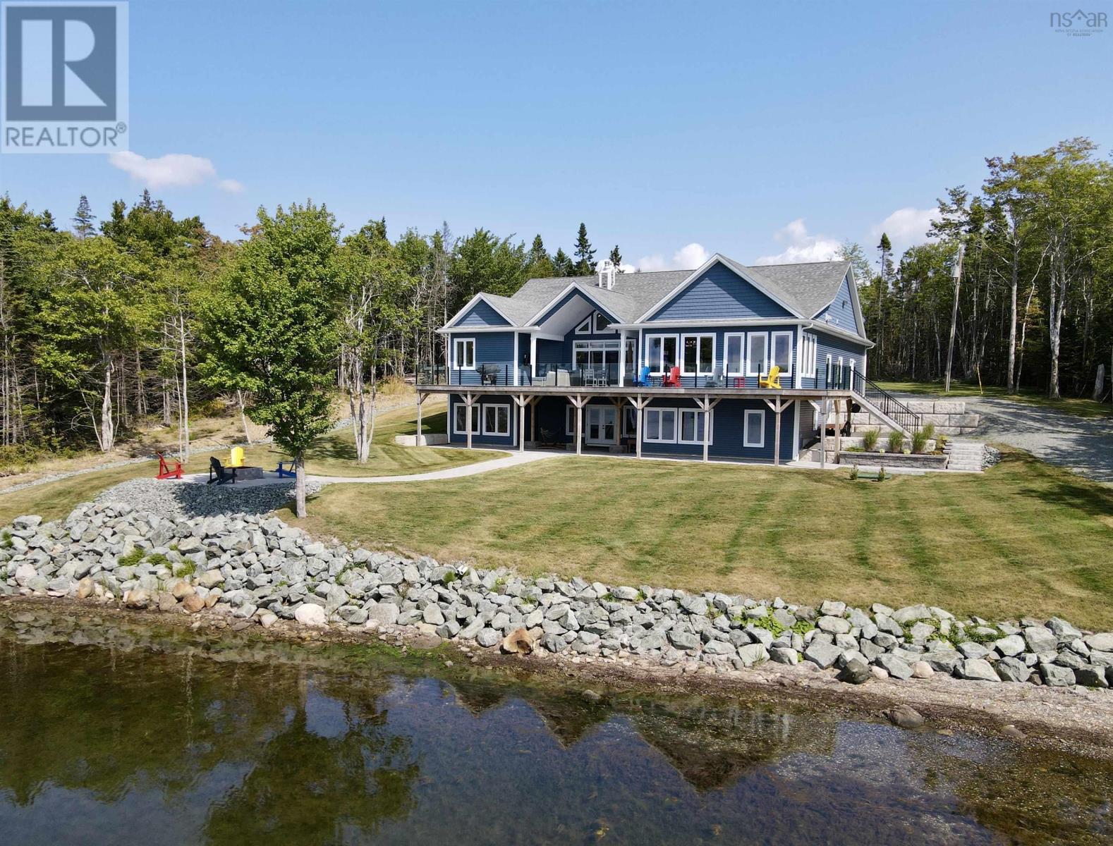 430 Maple Dr, Cape George, NS B0E 3M0