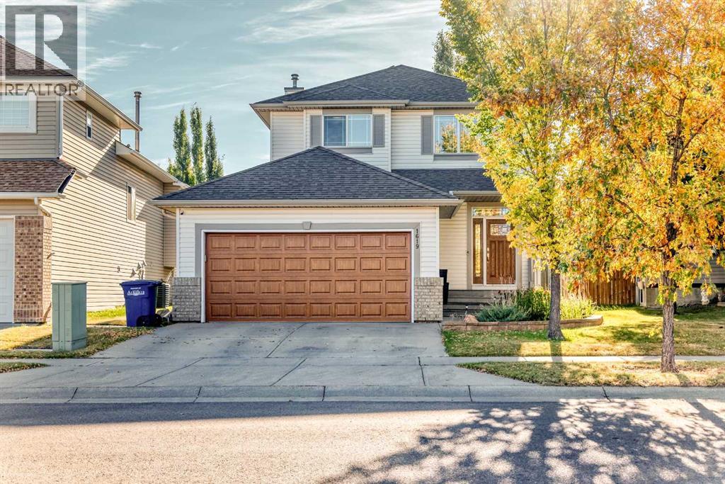 1619 Thorburn Dr SE, Airdrie, AB T4A 2C6