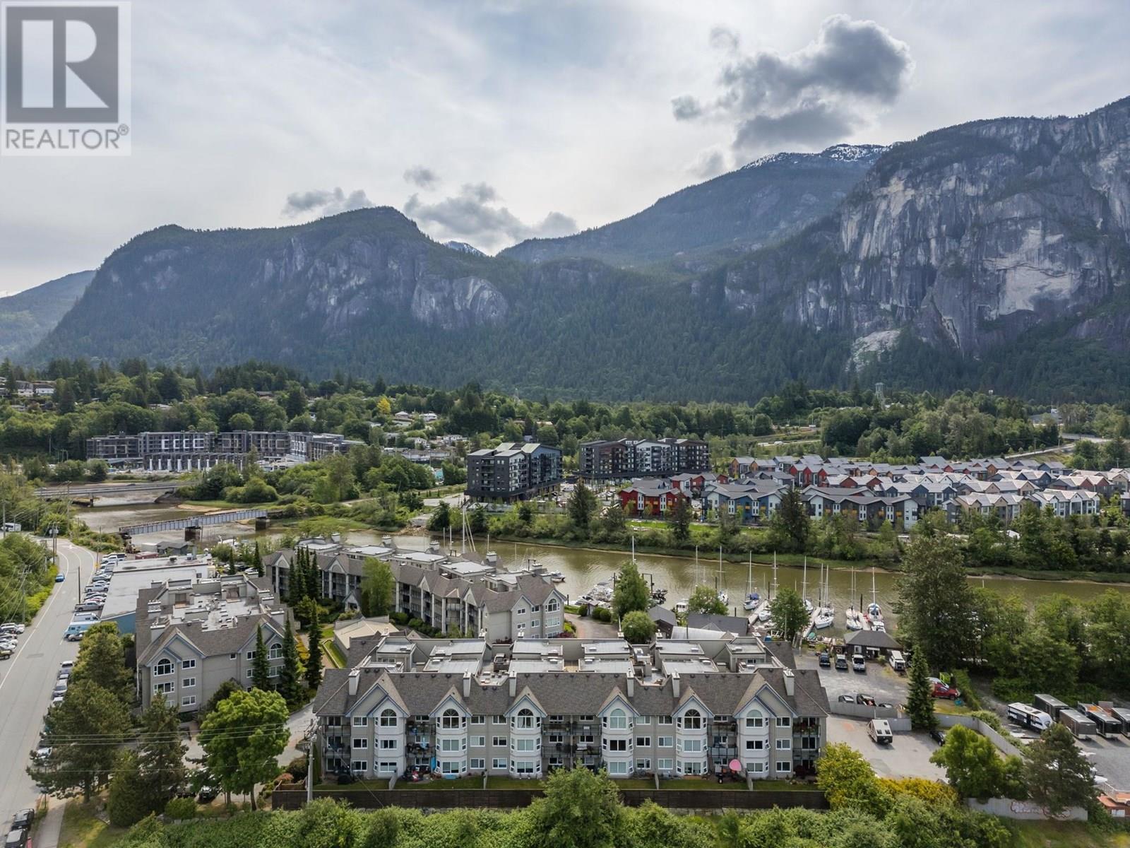 1466 Pemberton Avenue Unit 312, Squamish, BC V8B 0K1