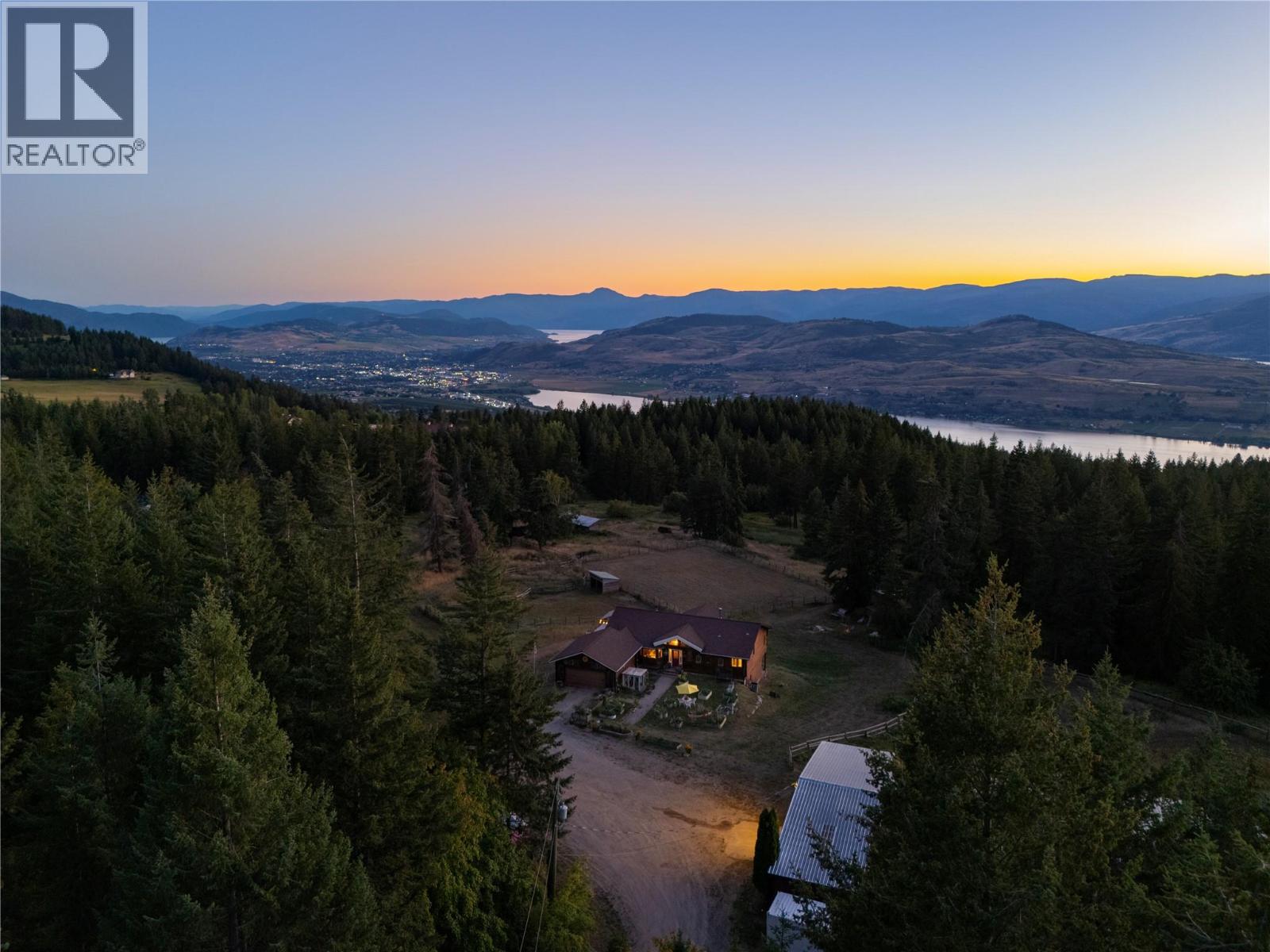 7940 Keddleston Rd, Vernon, BC V1B 3N4