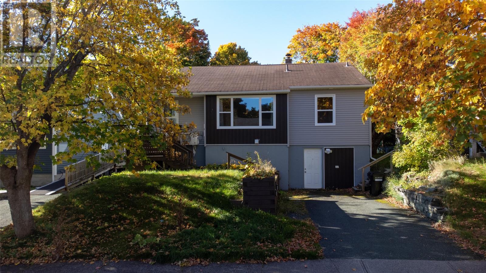 19 Gambier St, St. John's, NL A1B 3G2