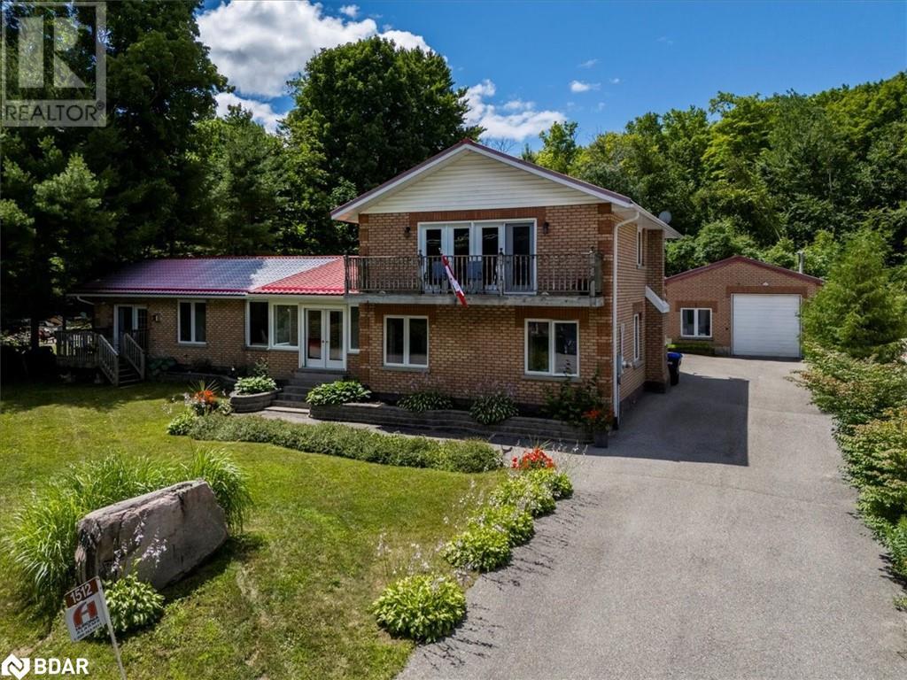 1512 Champlain Rd, Tiny, ON L9M 0C1
