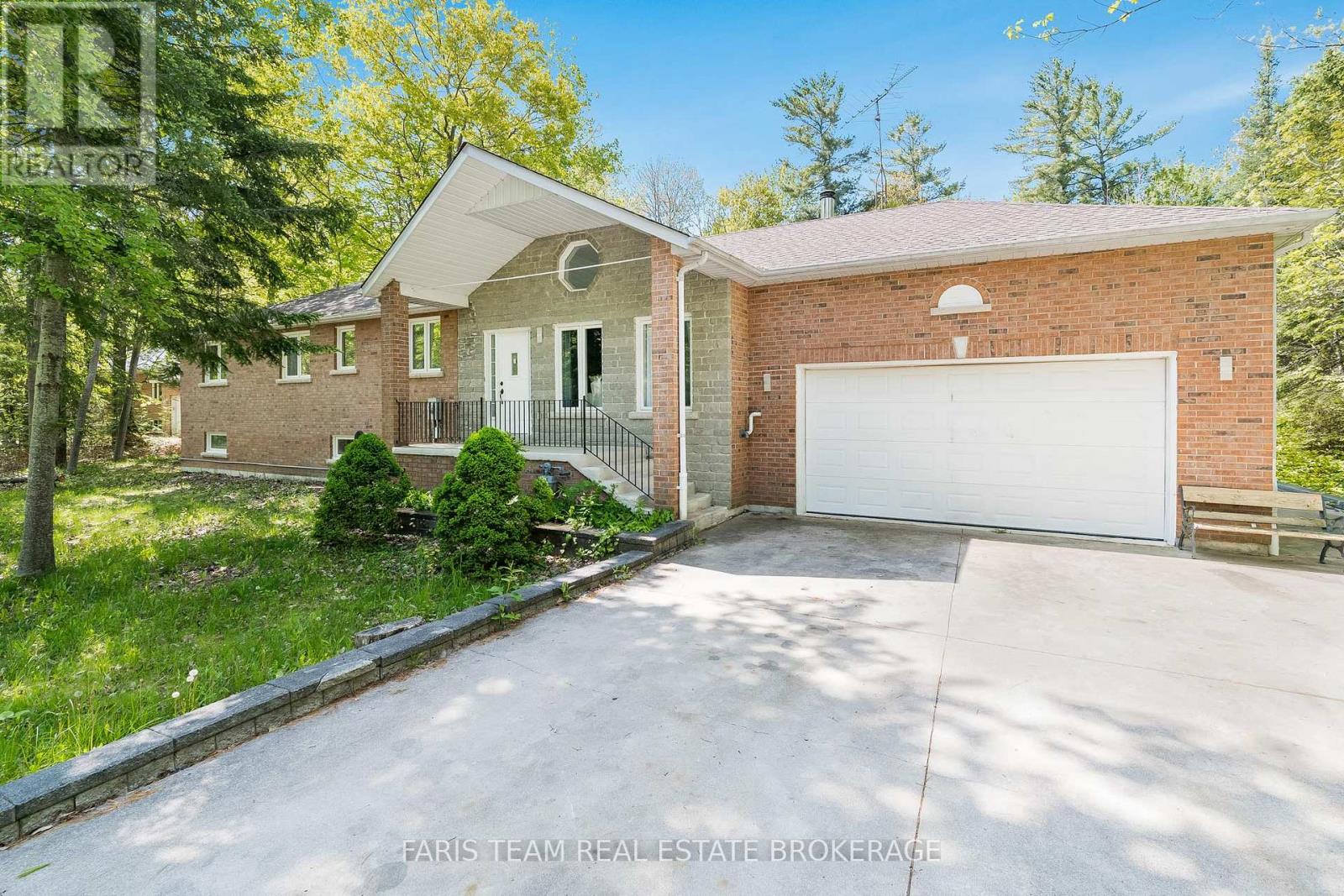 64 Nadia Cres, Tiny, ON L0L 2T0