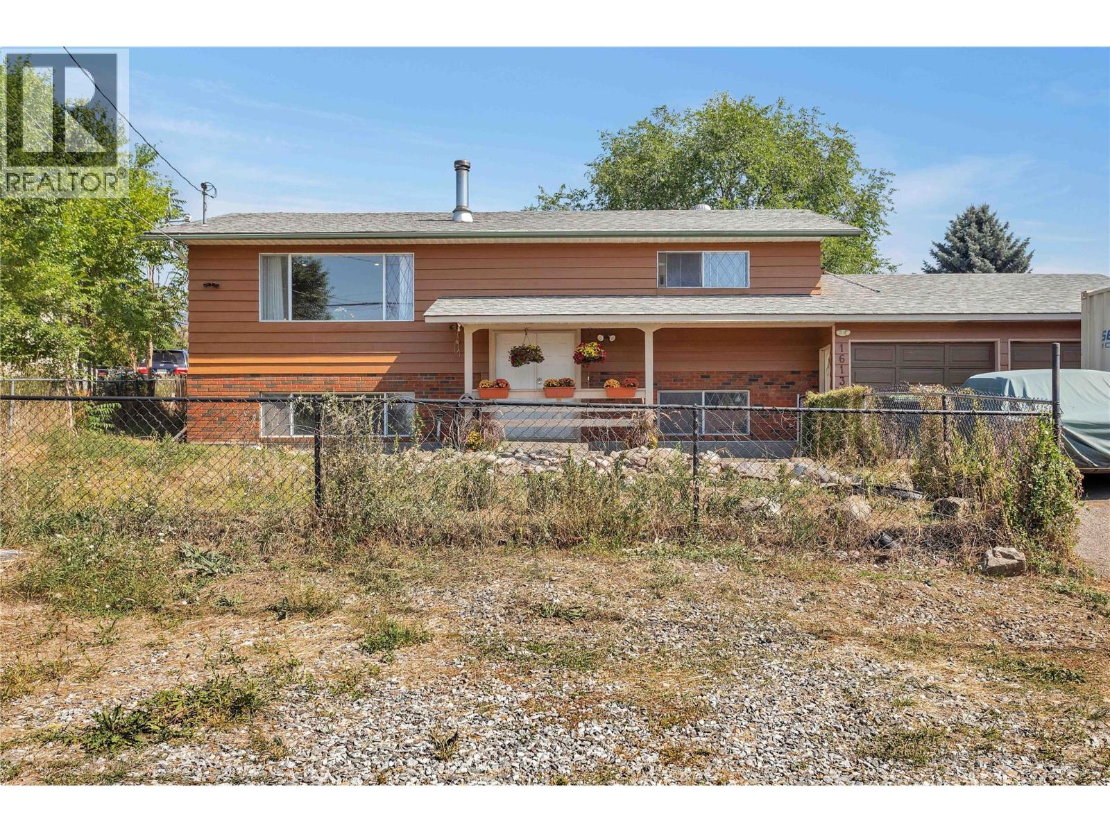 1613 Traut Rd, Kelowna, BC V1P 1E6
