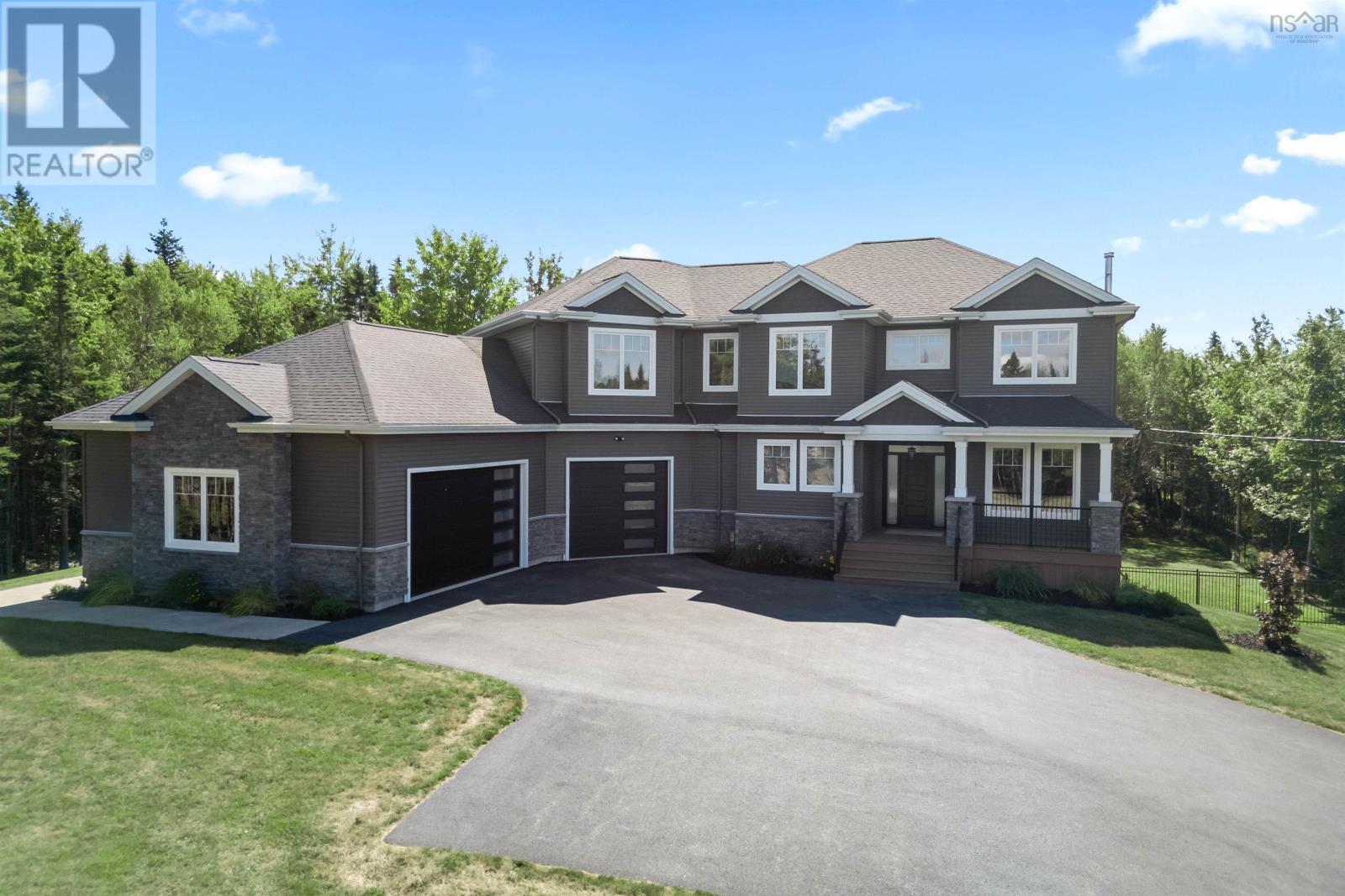 246 Royal Oaks Way, Belnan, NS B2S 0E4