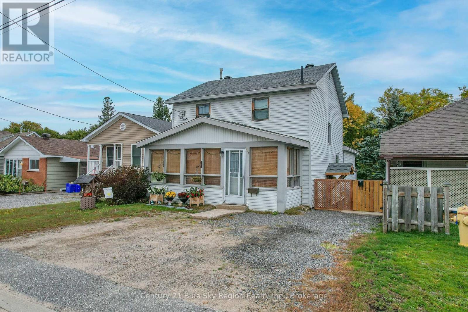 242 Princess St E, North Bay, ON P1B 1P9
