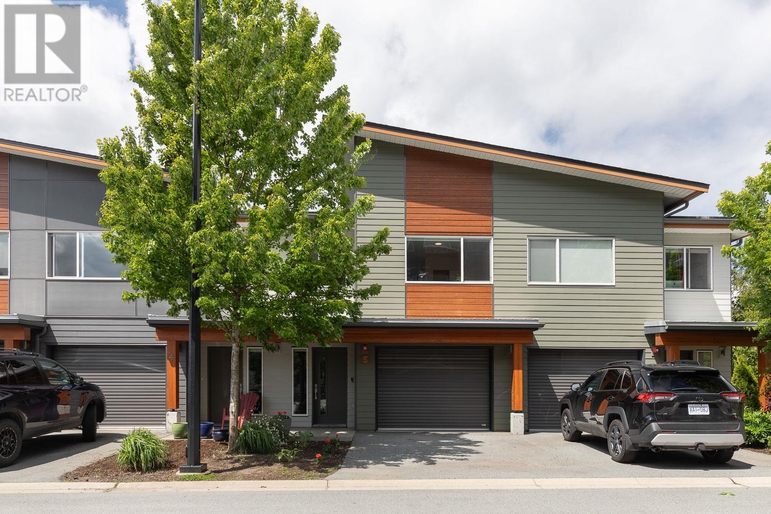 41360 Skyridge Place Unit 5, Squamish, BC V8B 0Y6
