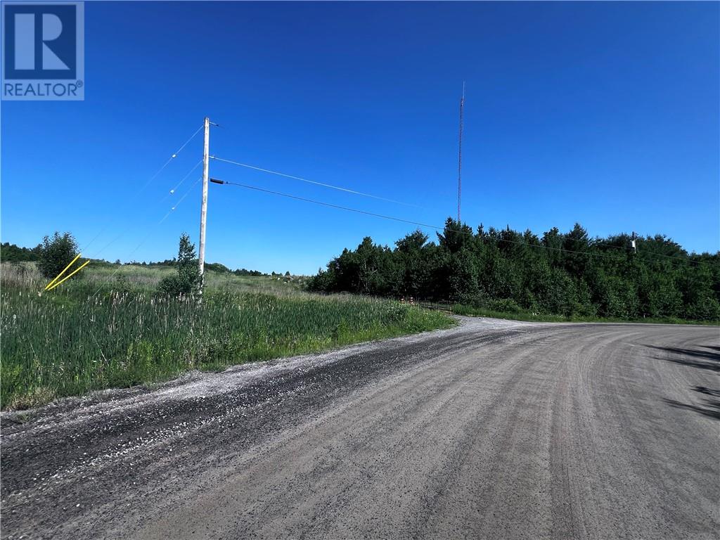 0 Middle Lake Rd, Sudbury, ON P3E 4M9
