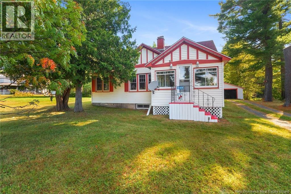 848 Pleasant Dr, Minto, NB E4B 2V1