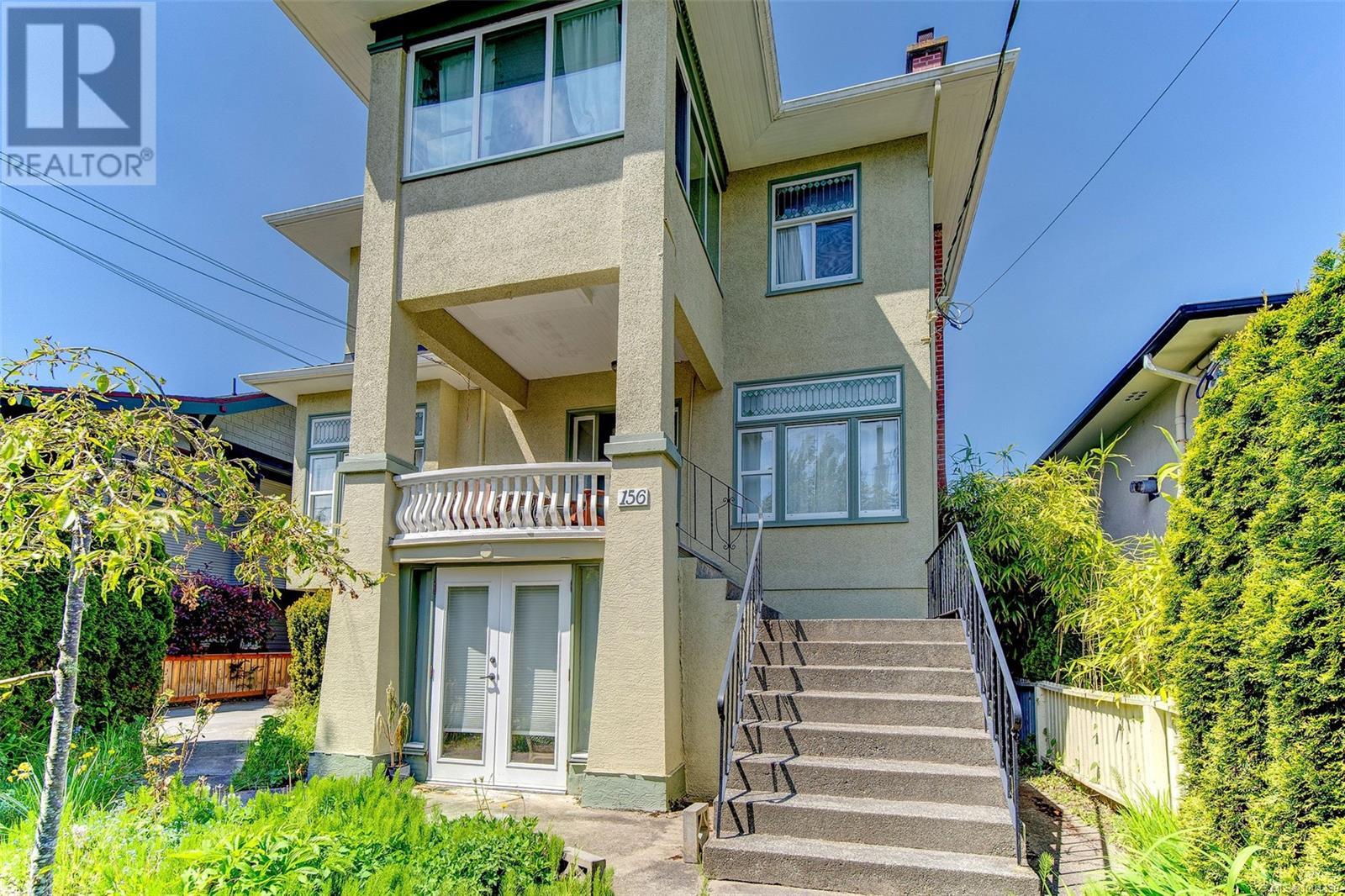 156 Joseph St, Victoria, BC V8S 3H5