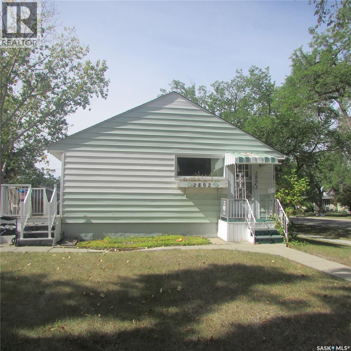 2802 Mctavish St, Regina, SK S4S 2C4