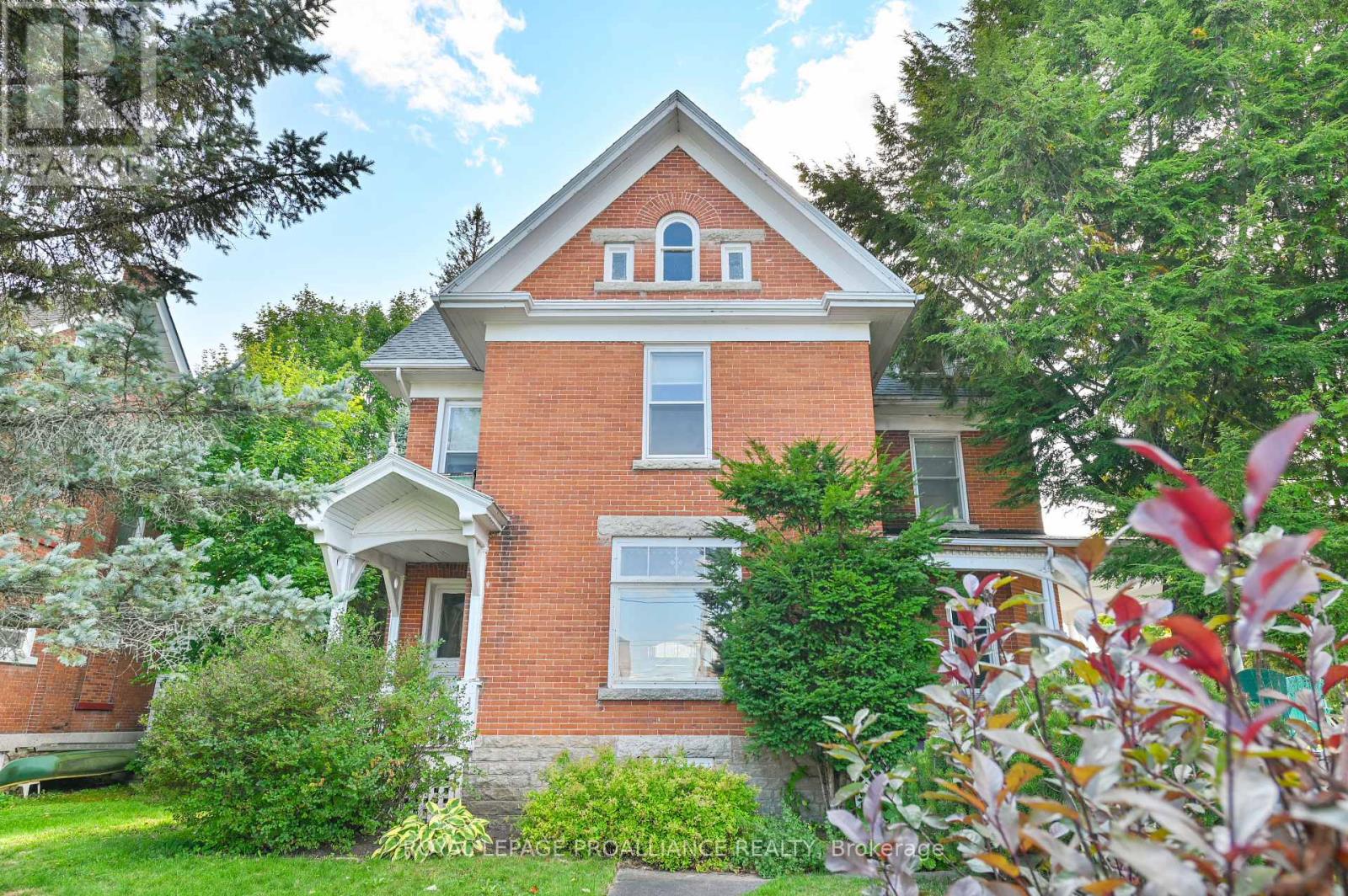 262 Metcalf St, Tweed, ON K0K 3J0