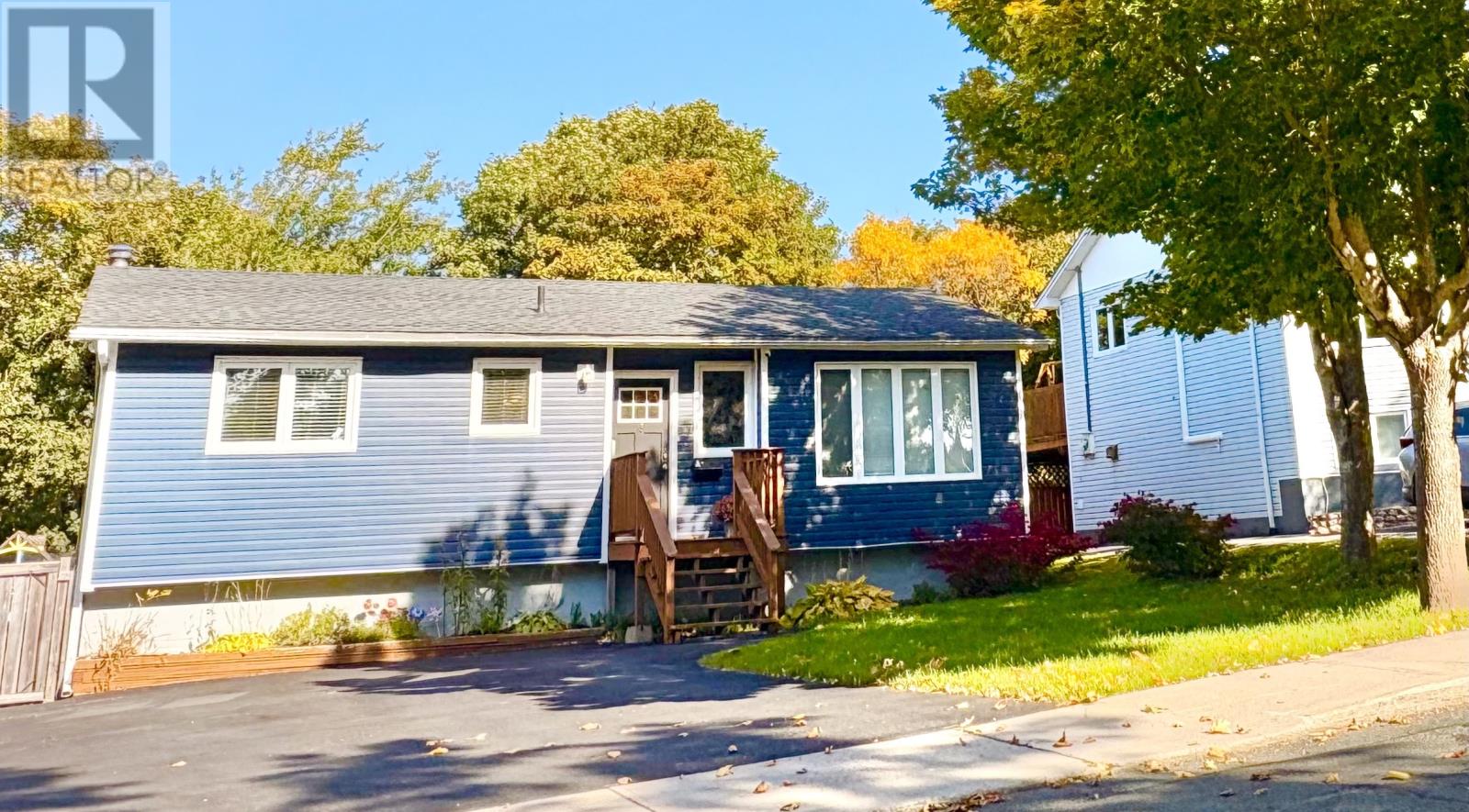 15 Griffins Ln, St. John's, NL A1G 1M4