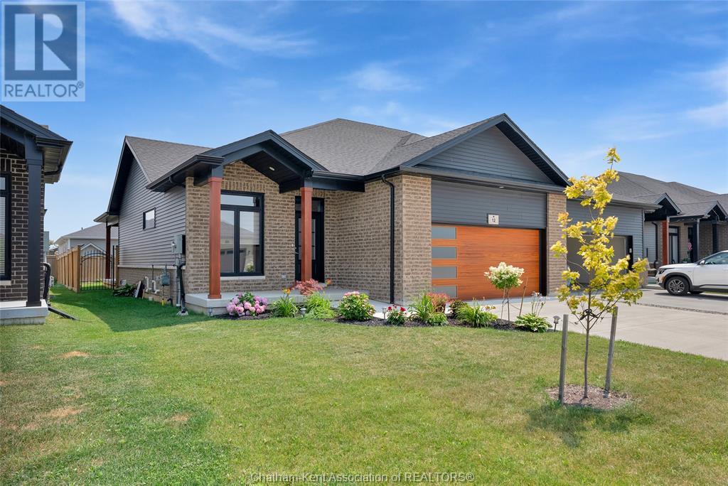 12 Duskridge Rd, Chatham, ON N7L 0G7