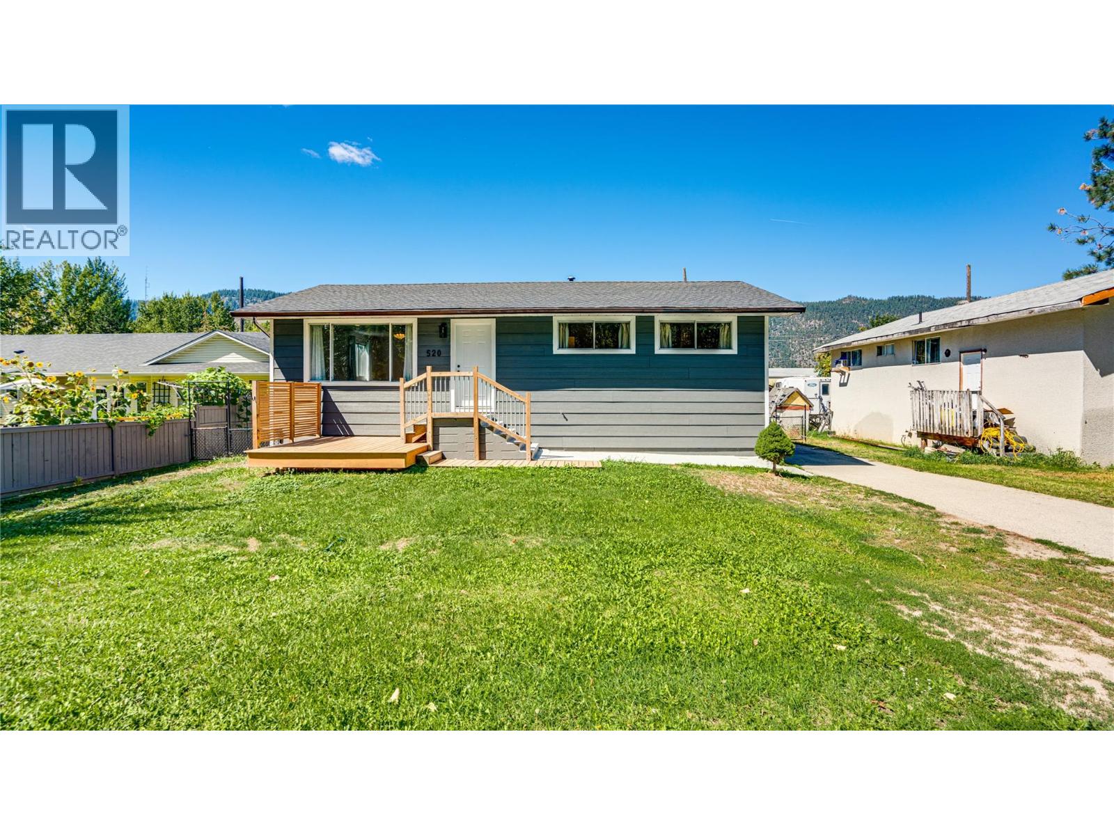 520 Aulin Ave, Chase, BC V0E 1M0