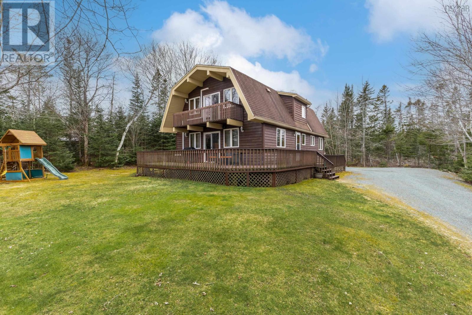 104 Cameron Rd, Sherbrooke, NS B0J 3C0