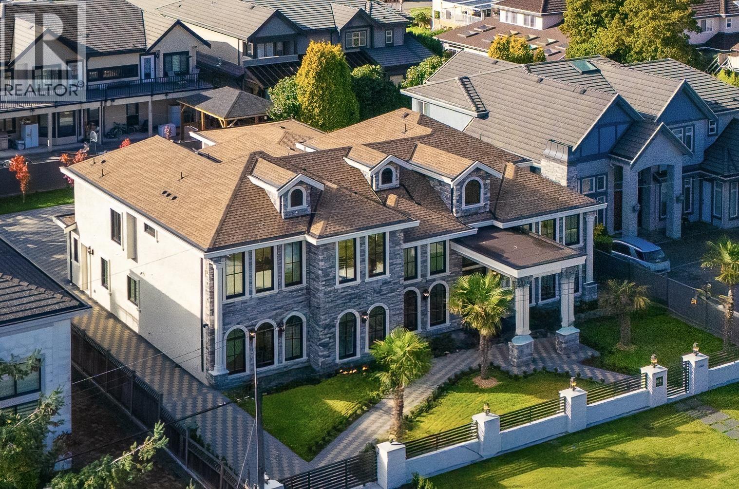 8151 Lundy Rd, Richmond, BC V6Y 2H4