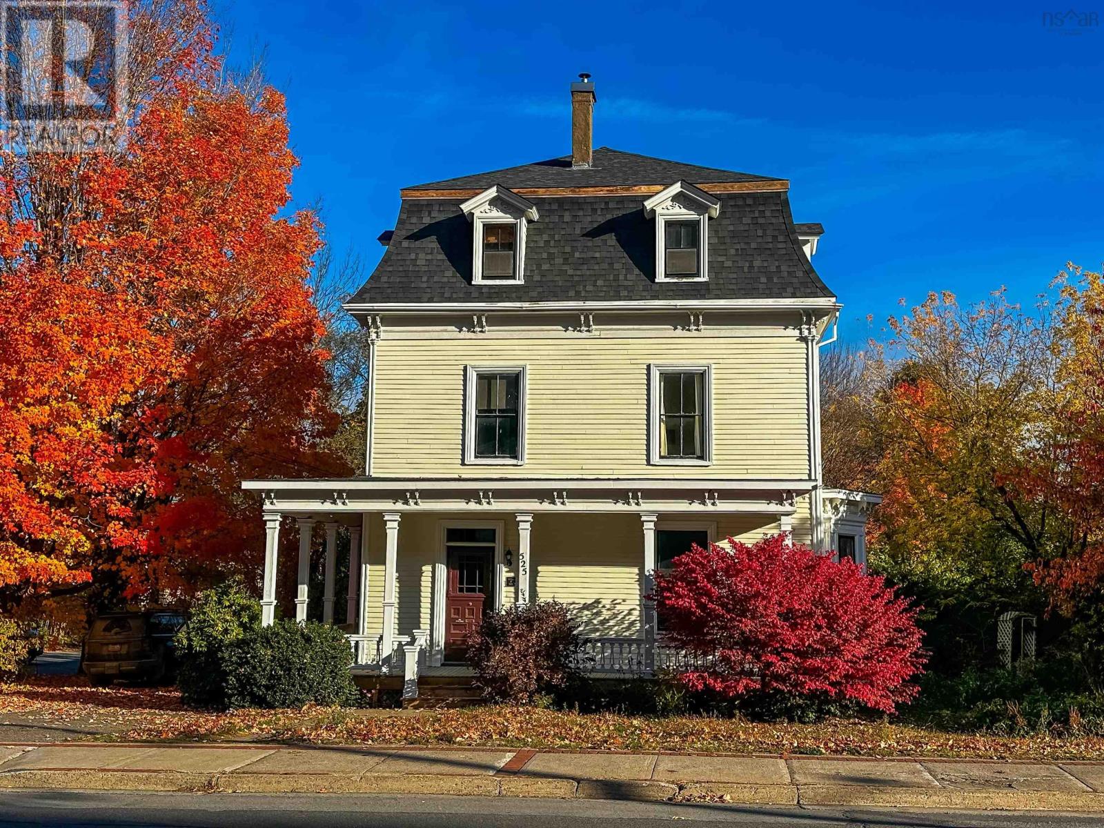 525 Main St, Kentville, NS B4N 1L4