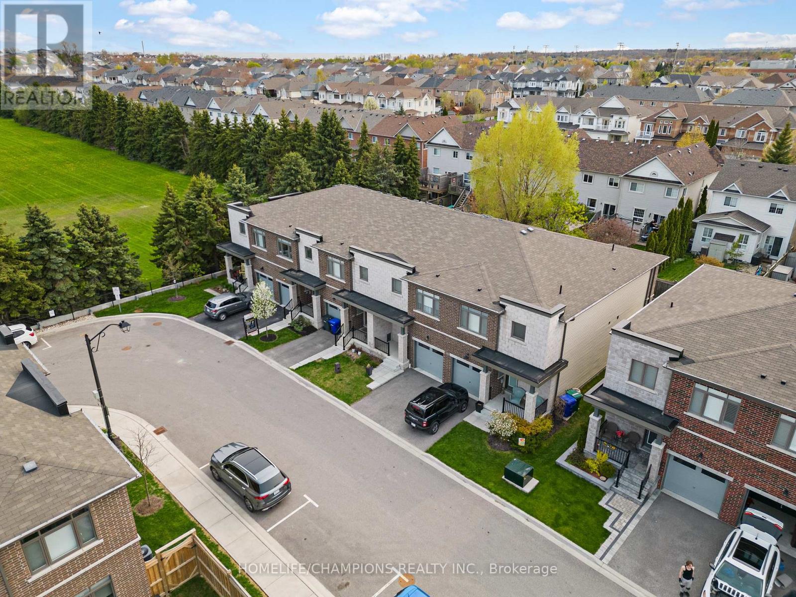 38 Longshore Way, Whitby, ON L1N 0M1