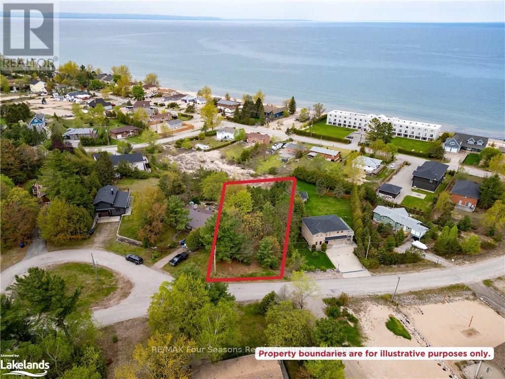 10 Lorrie Cres, Tiny, ON L0L 2T0