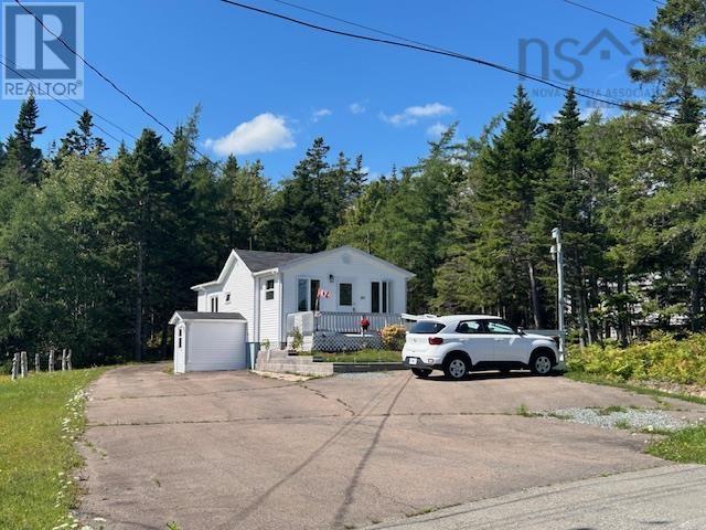 59 De Raymond St, St. Peteraposs, NS B0E 3B0