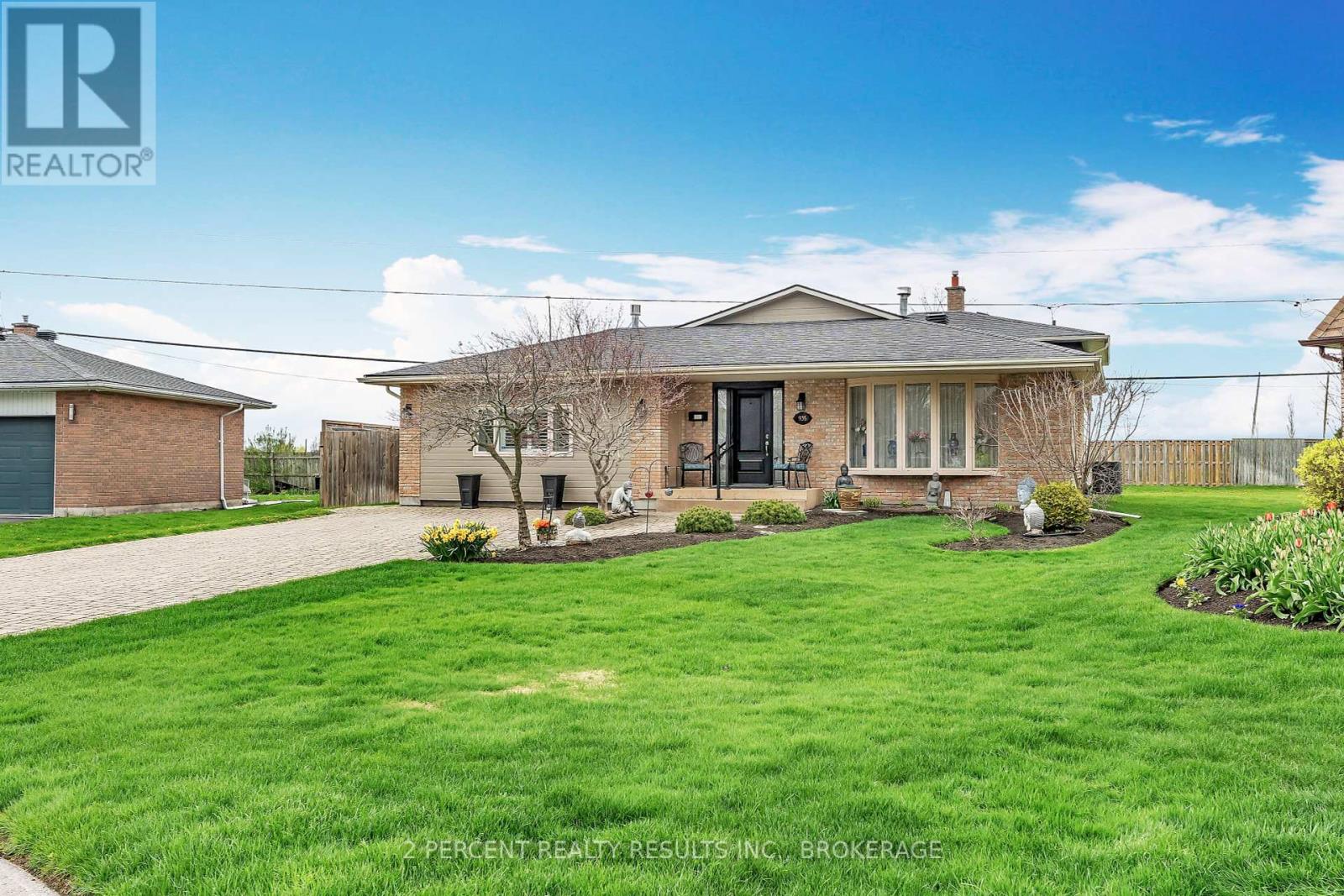 935 Brodie Ave, Kingston, ON K7M 4P8