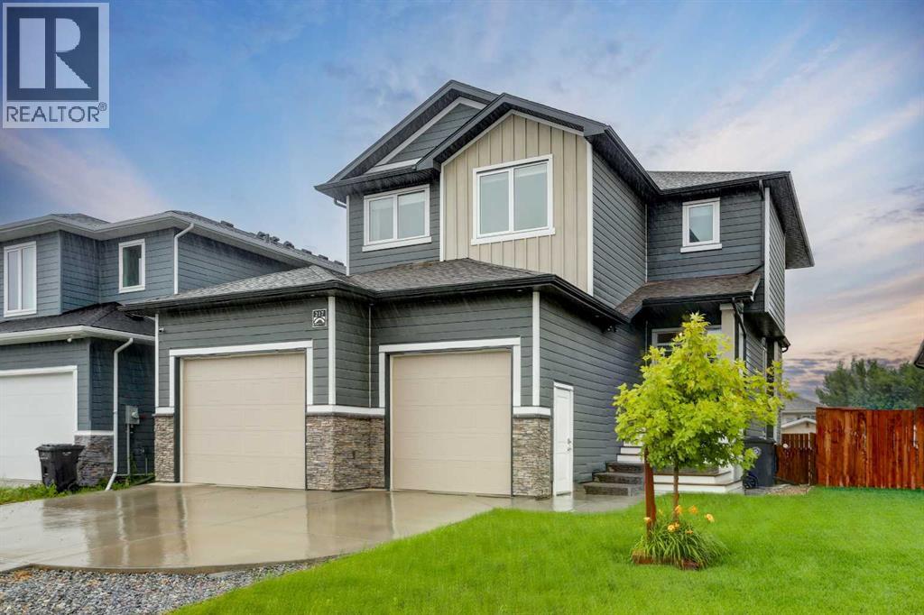 217 Greenwood Rd, Coalhurst, AB T0L 0V2