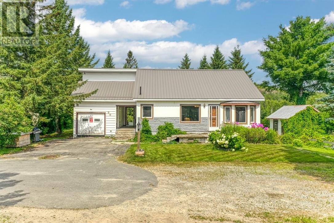 90 Roy St, Greater Sudbury, ON P0M 3C0