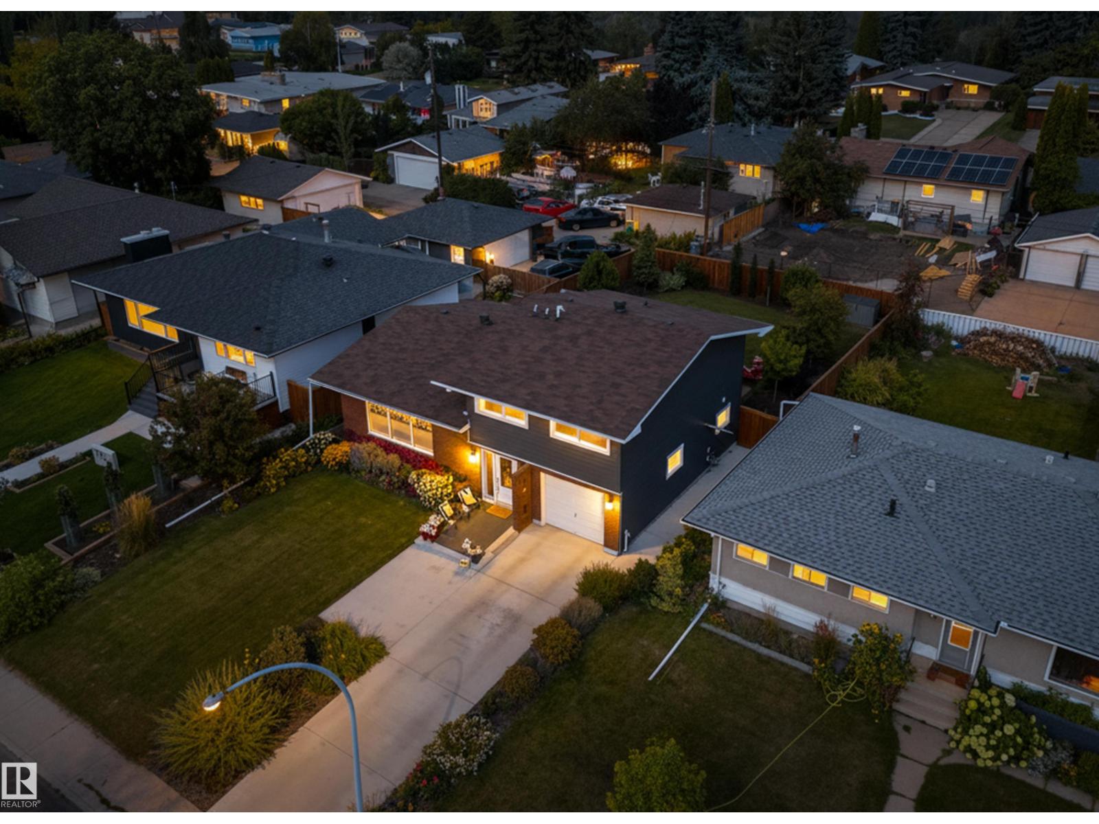 106 Av Nw Unit 7708 #a, Edmonton, AB T6A 1K6