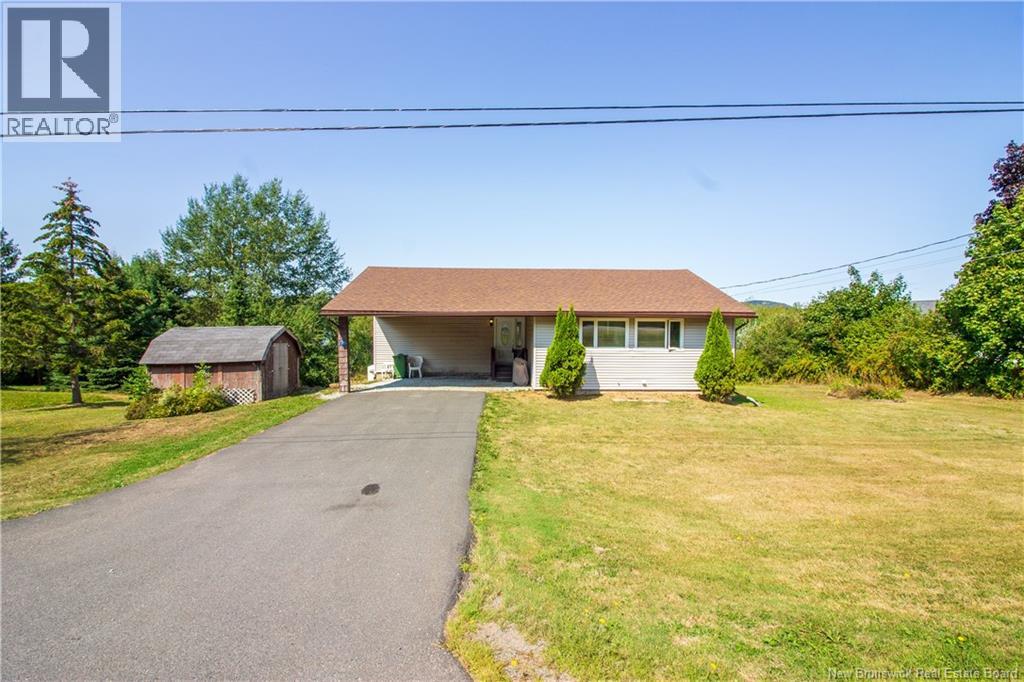 10 George St, Nauwigewauk, NB E5N 6T7