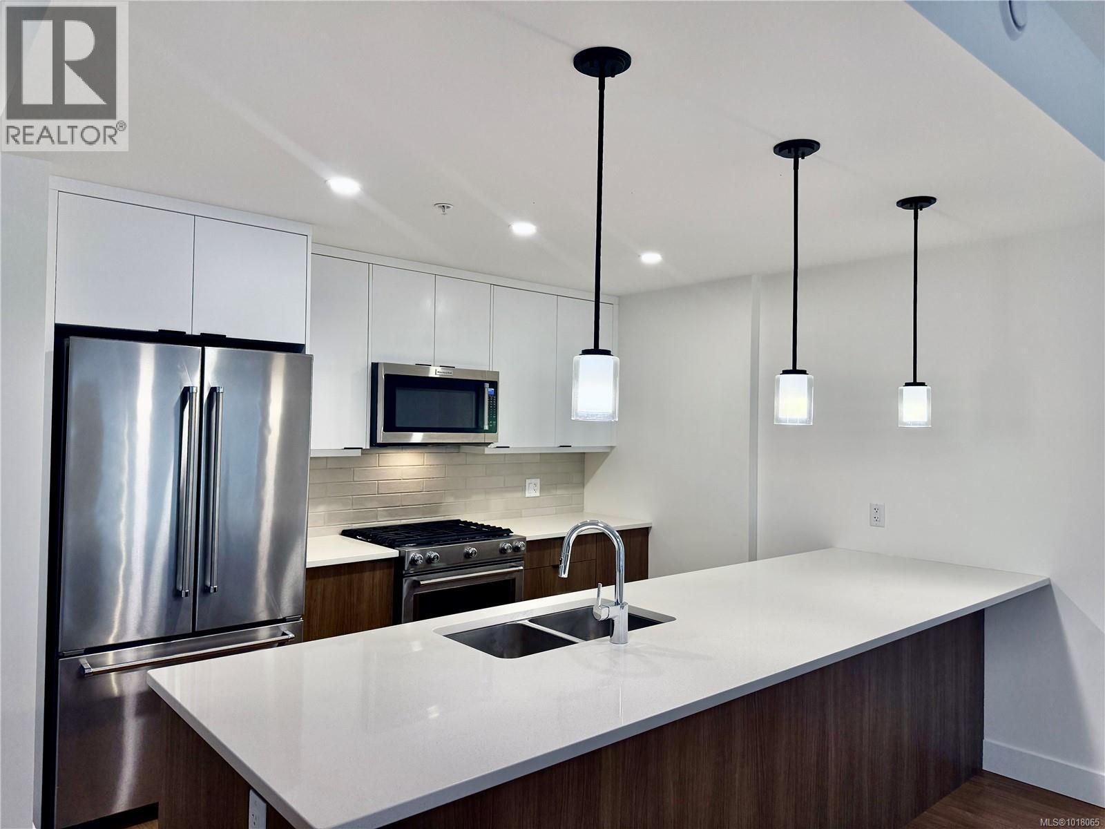 2330 Sooke Rd Unit 14 Rd, Colwood, BC V9B 1X7