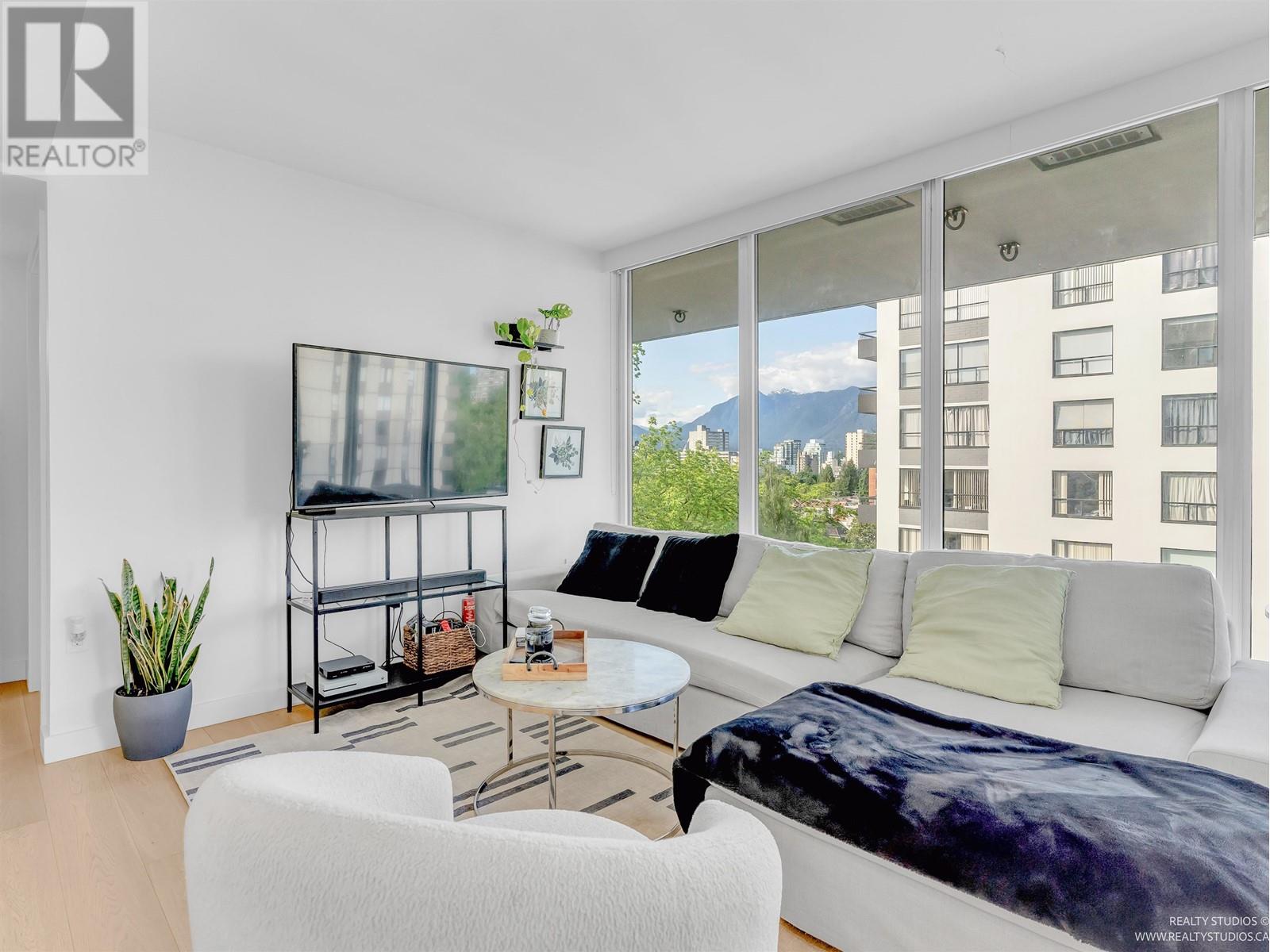 1180 Broughton Street Unit 605, Vancouver, BC V6G 2B1