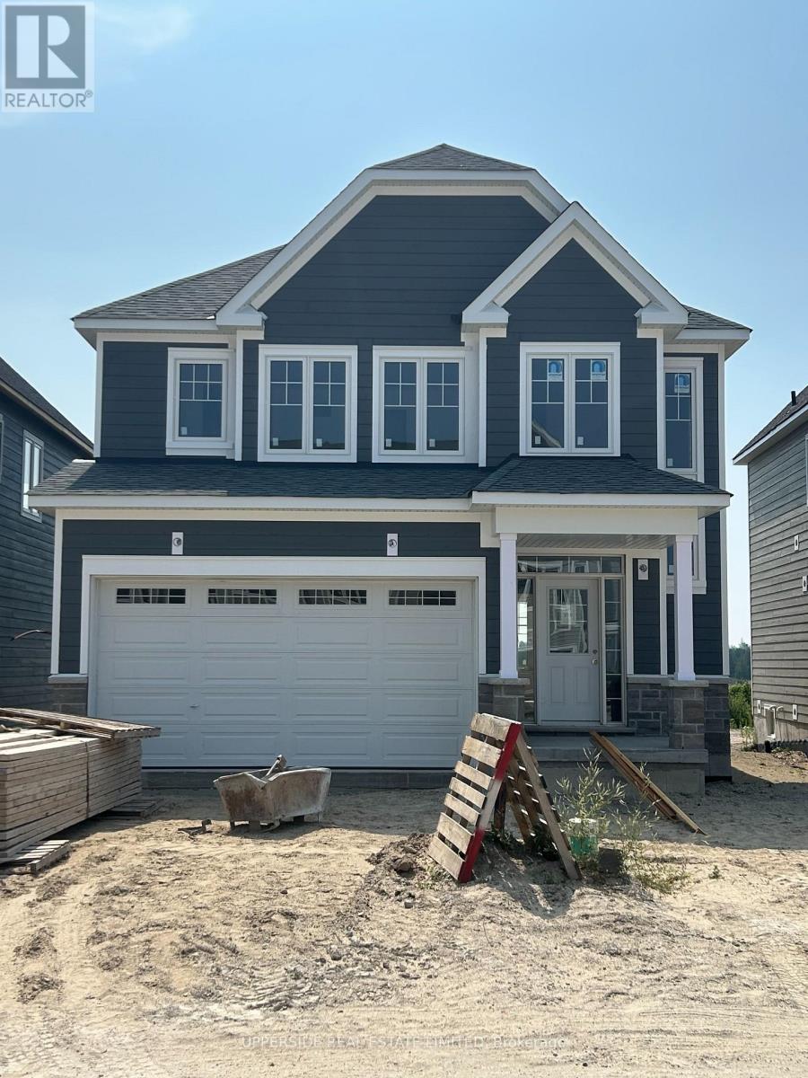 241 Village Gate Dr, Wasaga Beach, ON L9Z 0J7