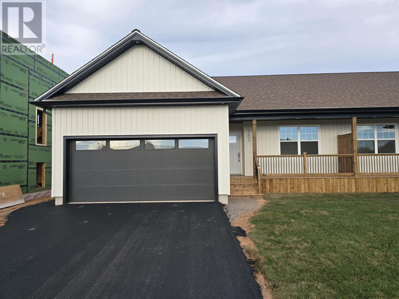 162 Kindred Ave, Charlottetown, PE C1C 0Y8