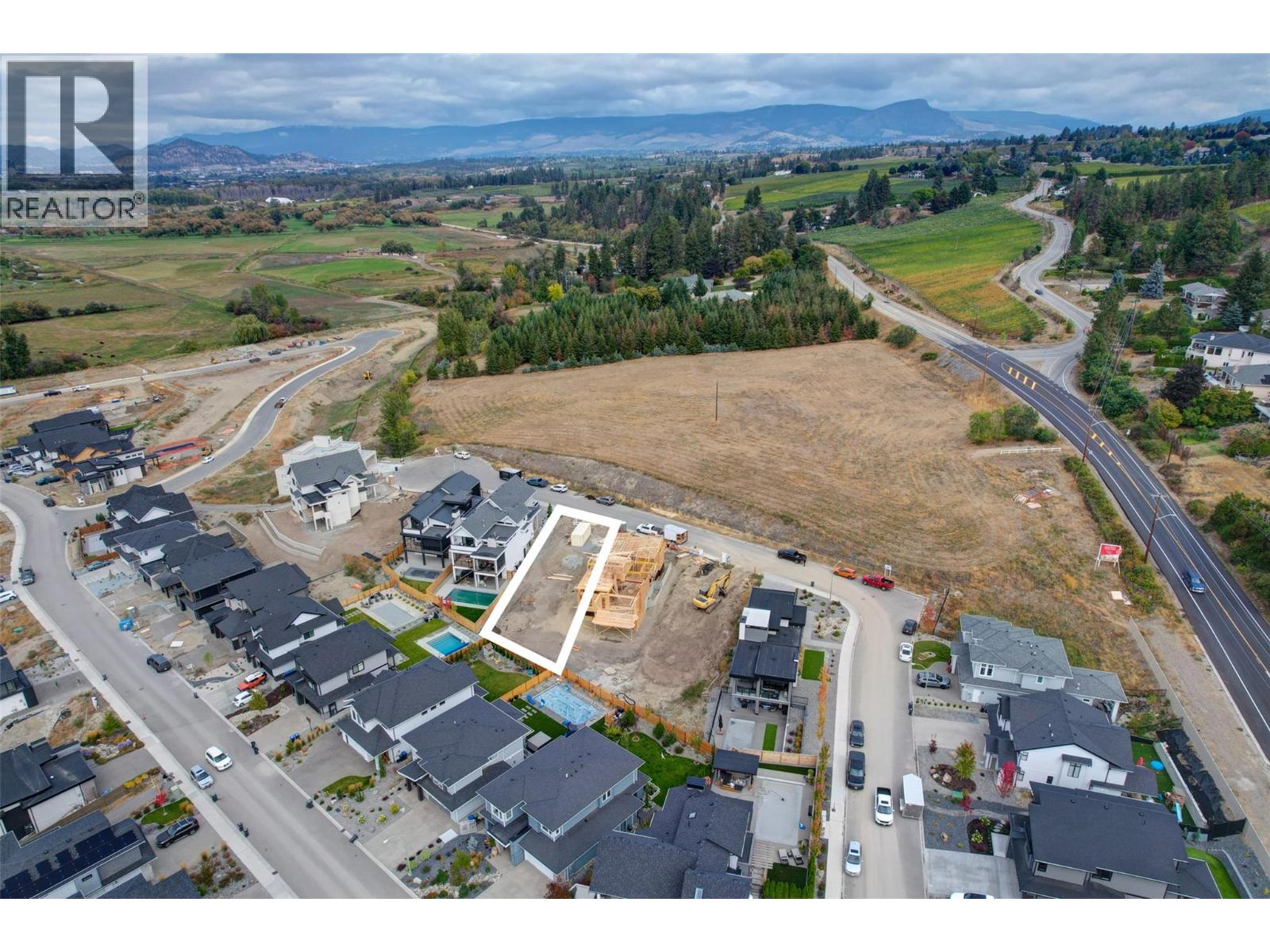 4290 Ladd Court Lot Apt 20, Kelowna, BC V1W 0B6