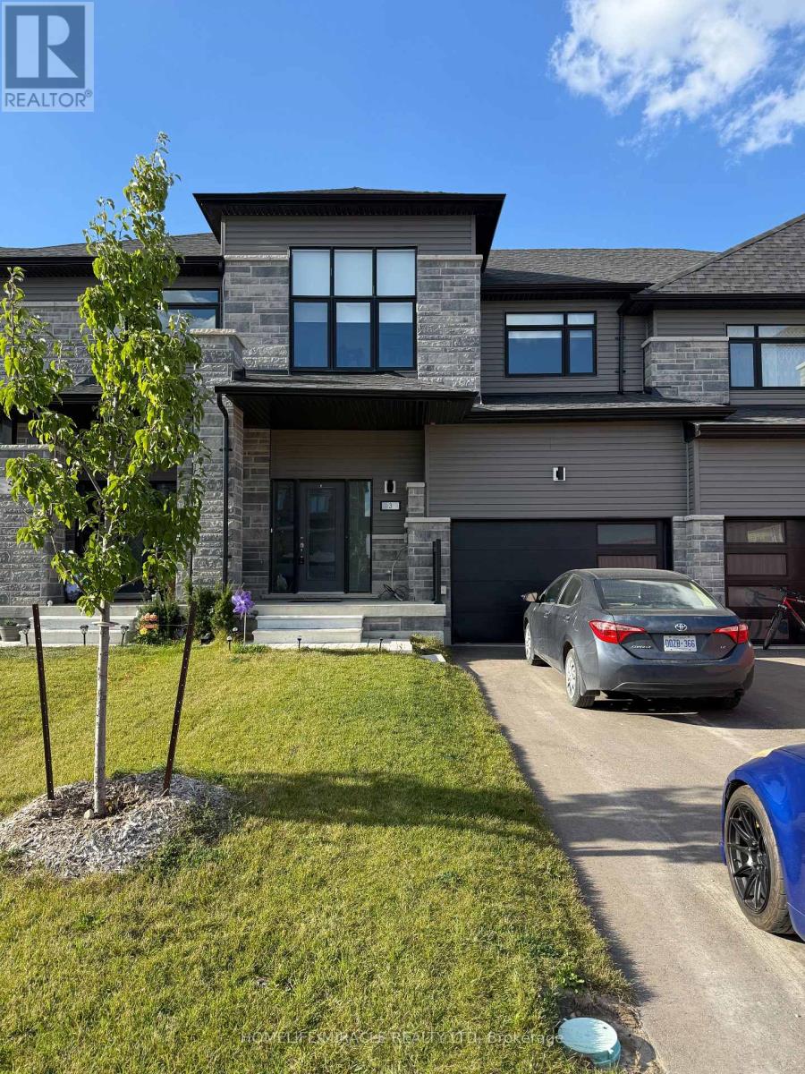 3 Federica Cres, Wasaga Beach, ON L9Z 0N5