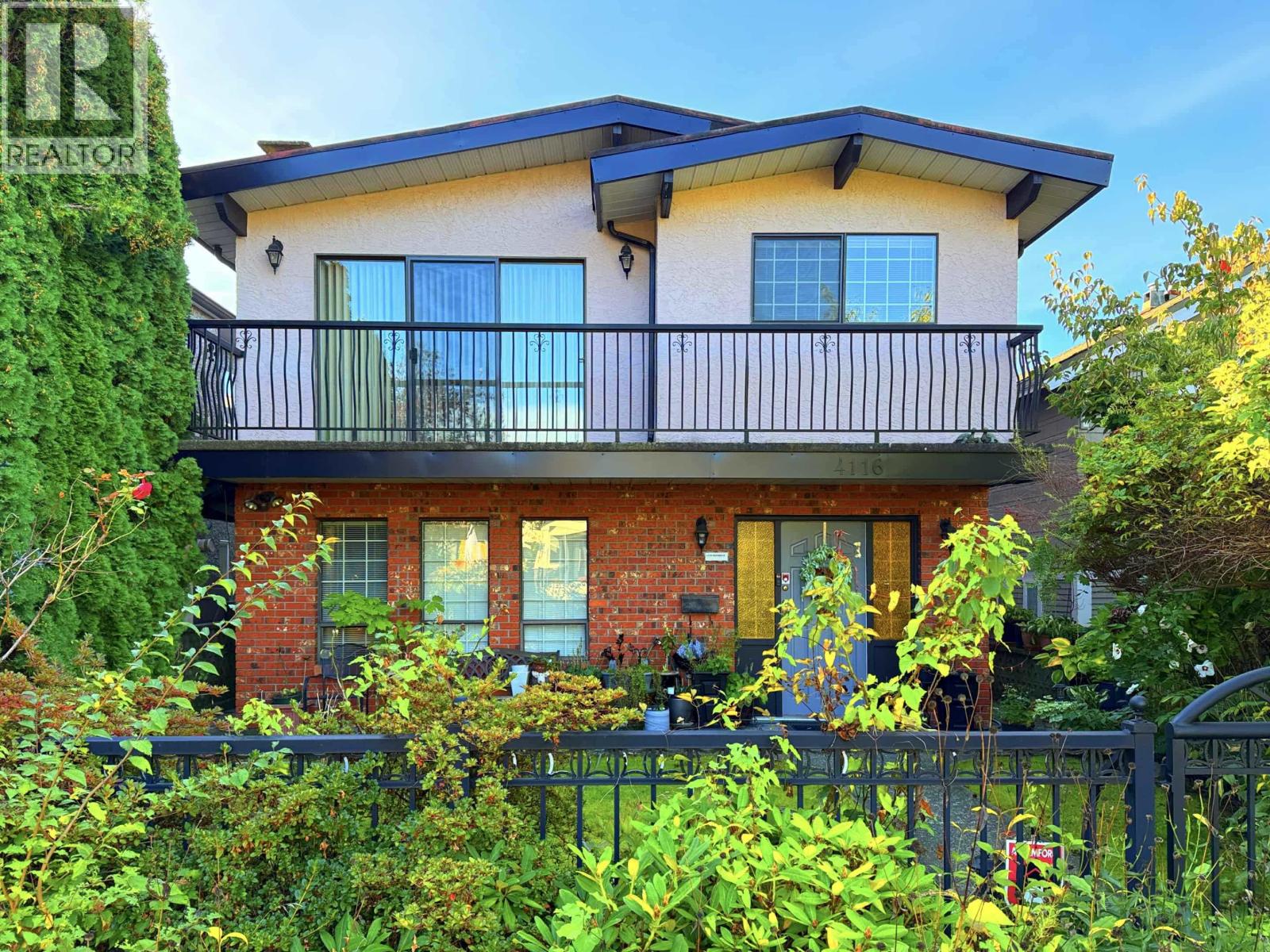 4116 Oxford St, Burnaby, BC V5C 1C9