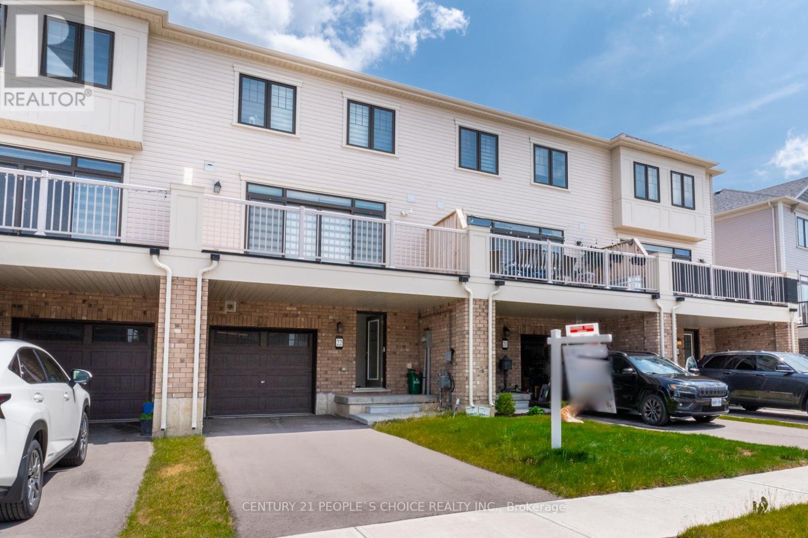 22 Bee Cres, Brantford, ON N3T 0V7