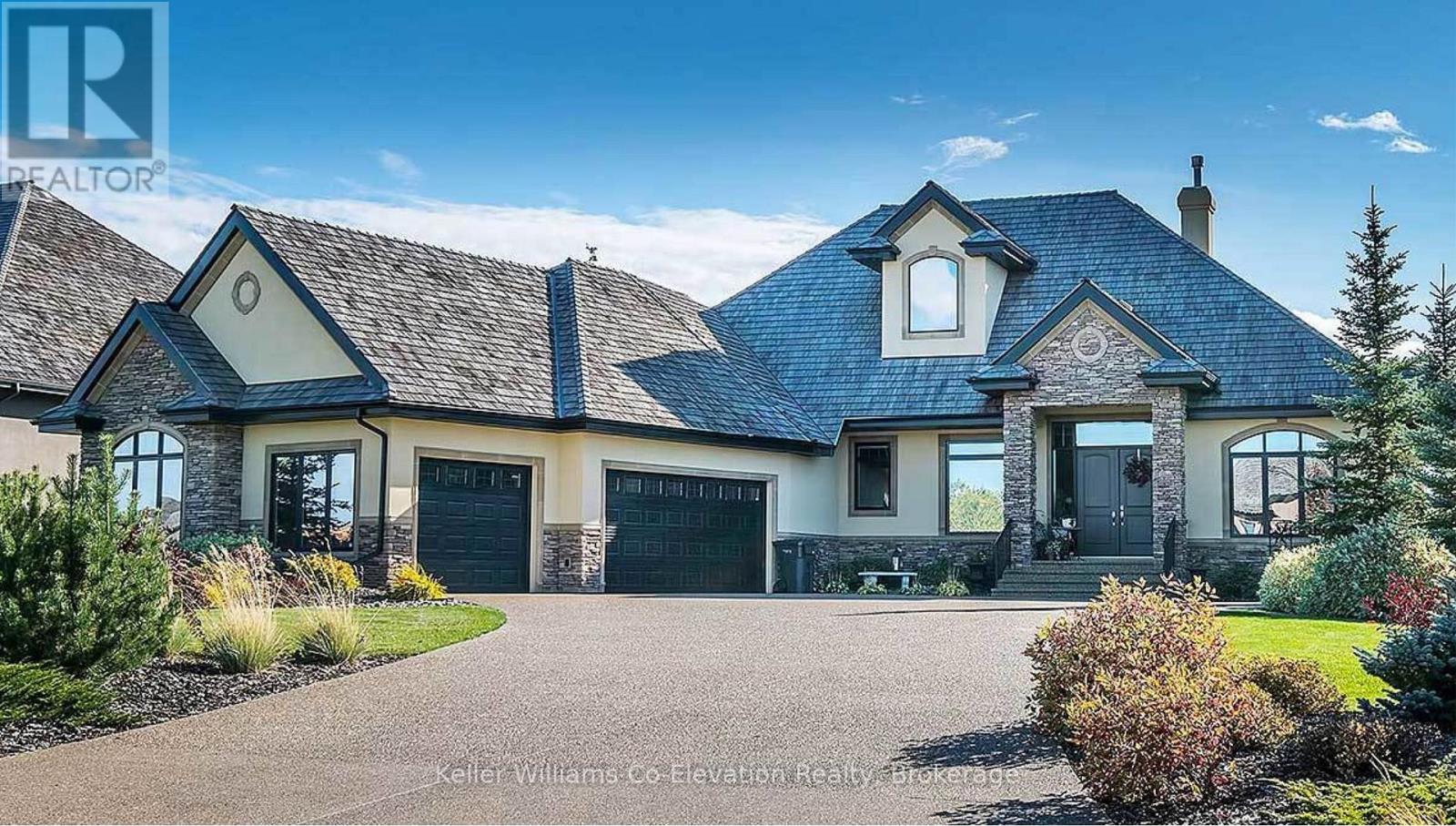 5 Mountain Basin Dr, McDougall, ON P2A 2W9