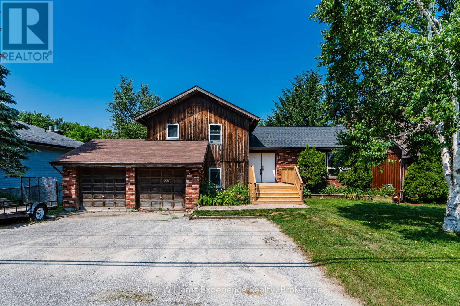 230 Church St, Penetanguishene, ON L9M 1G6