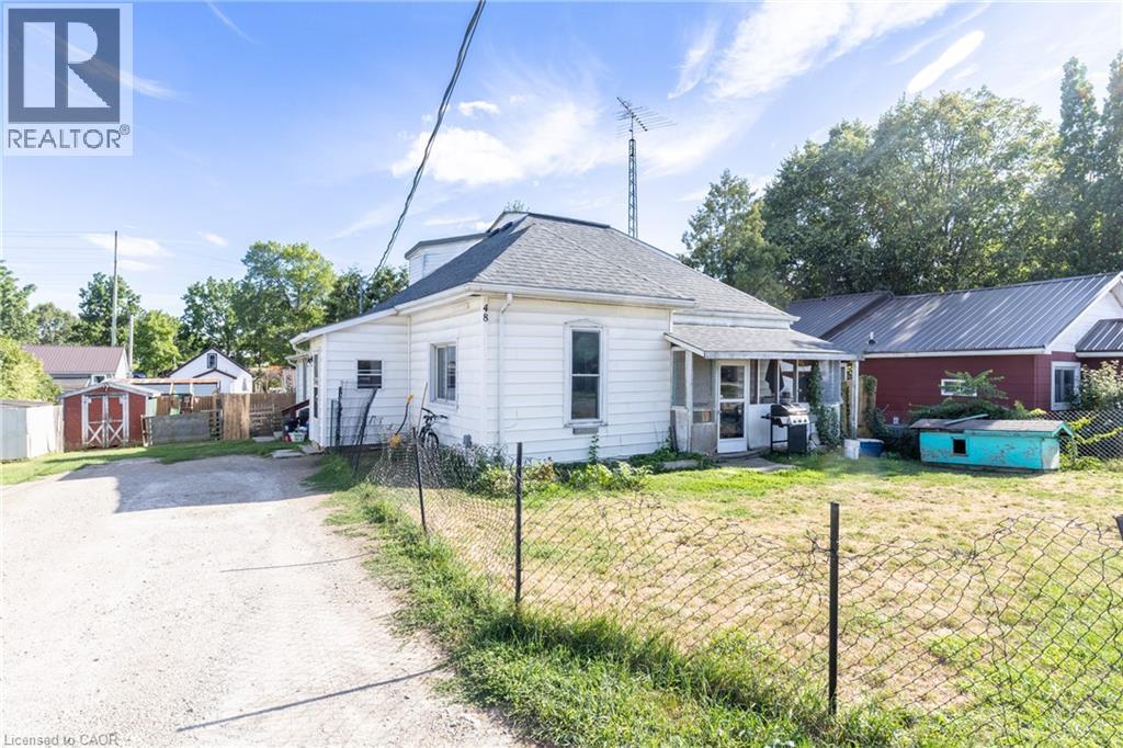 48 Sovereen St, Delhi, ON N4B 1L5