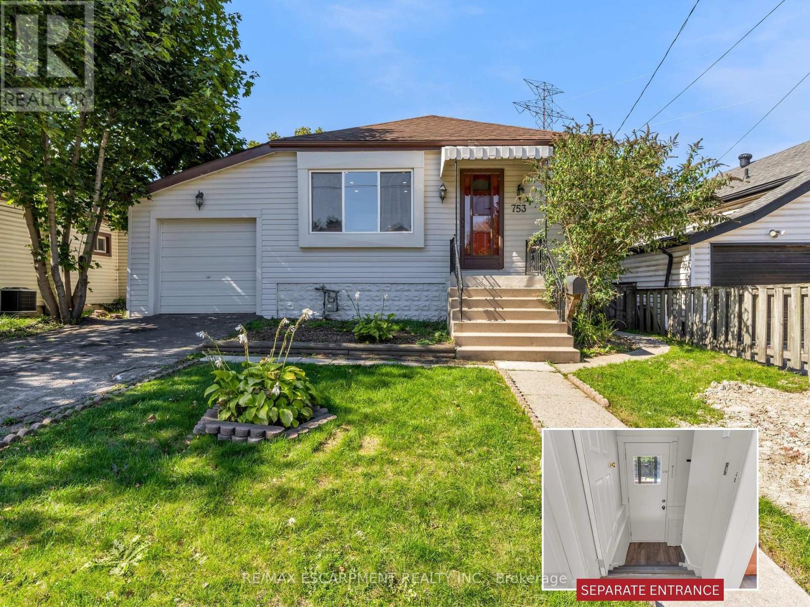 753 Burgess Ave, Hamilton, ON L8H 6J5