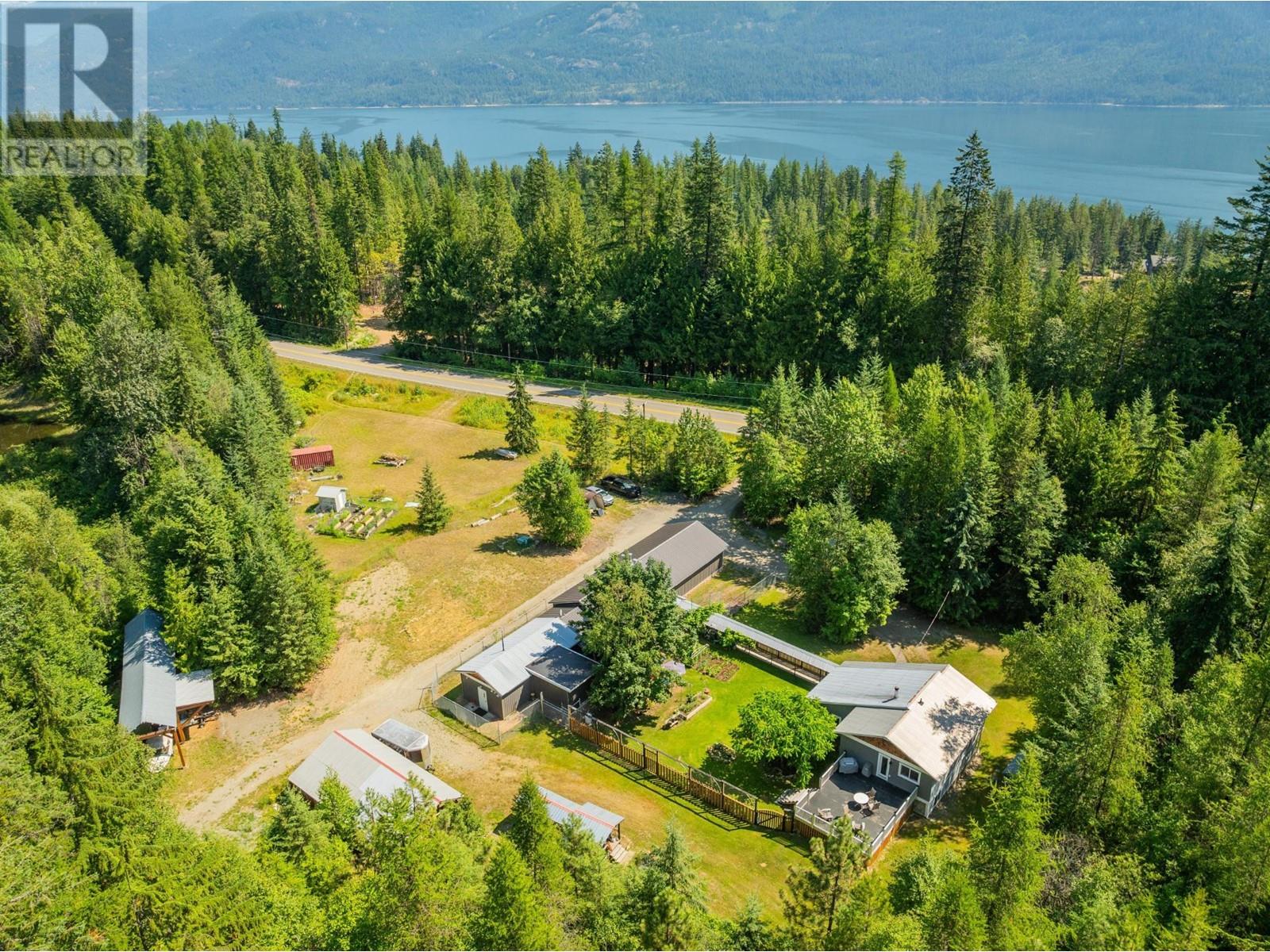 31 Highway Unit 4743, Kaslo, BC V0G 1M0
