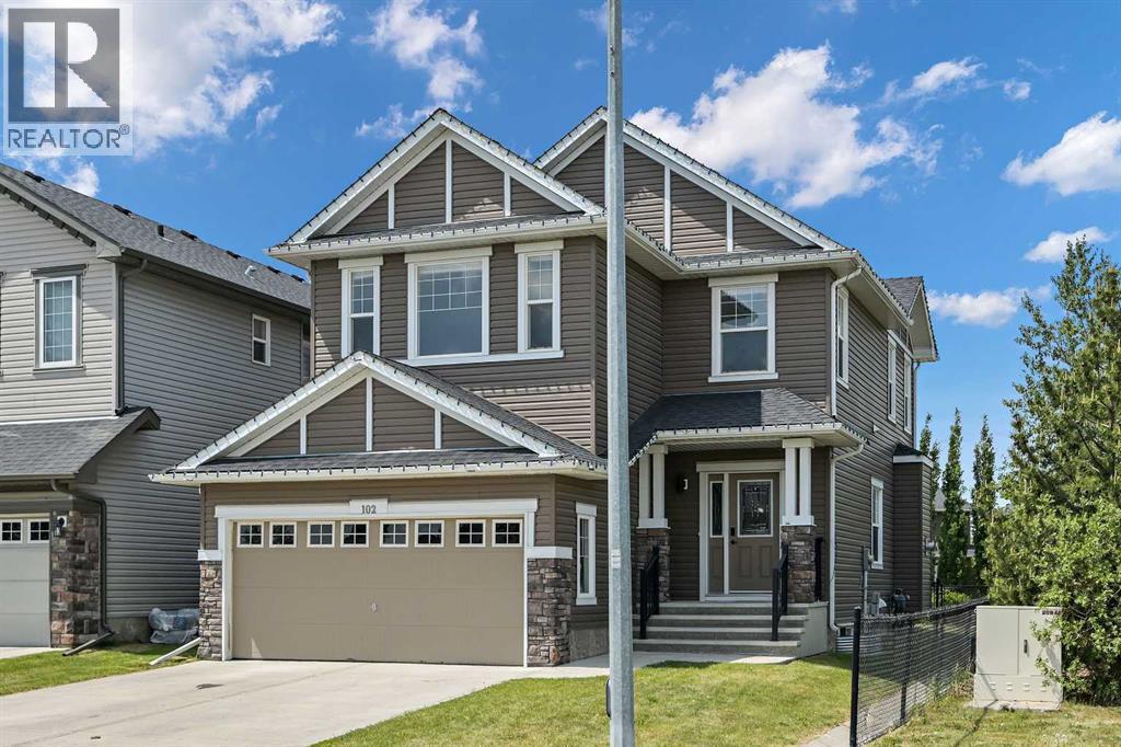 102 Ravenscroft Grn SE, Airdrie, AB T4A 0H1