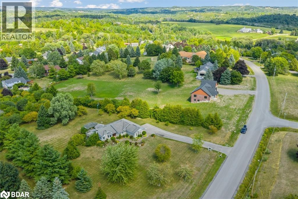 46 Forest Hill Dr, Hamilton, ON K9A 0W4
