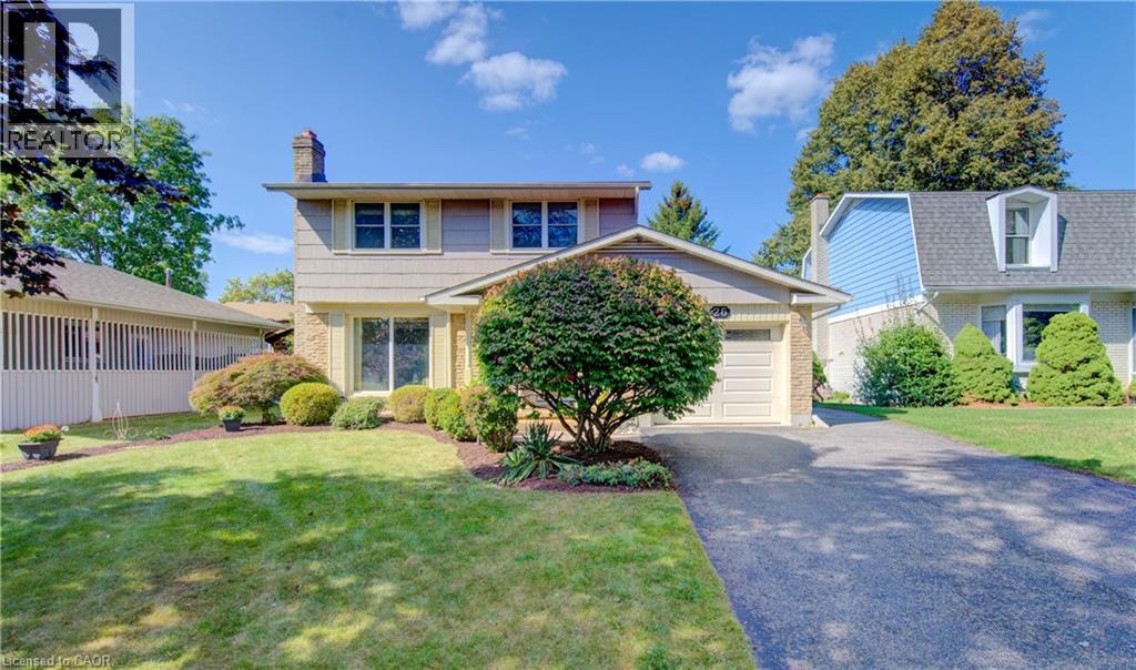 26 Lewis St, Kitchener, ON N2A 4L6