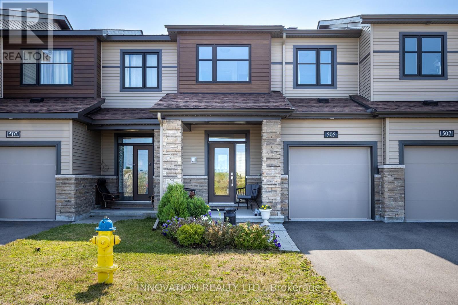 505 Moyard Dr, Ottawa, ON K2J 7B9