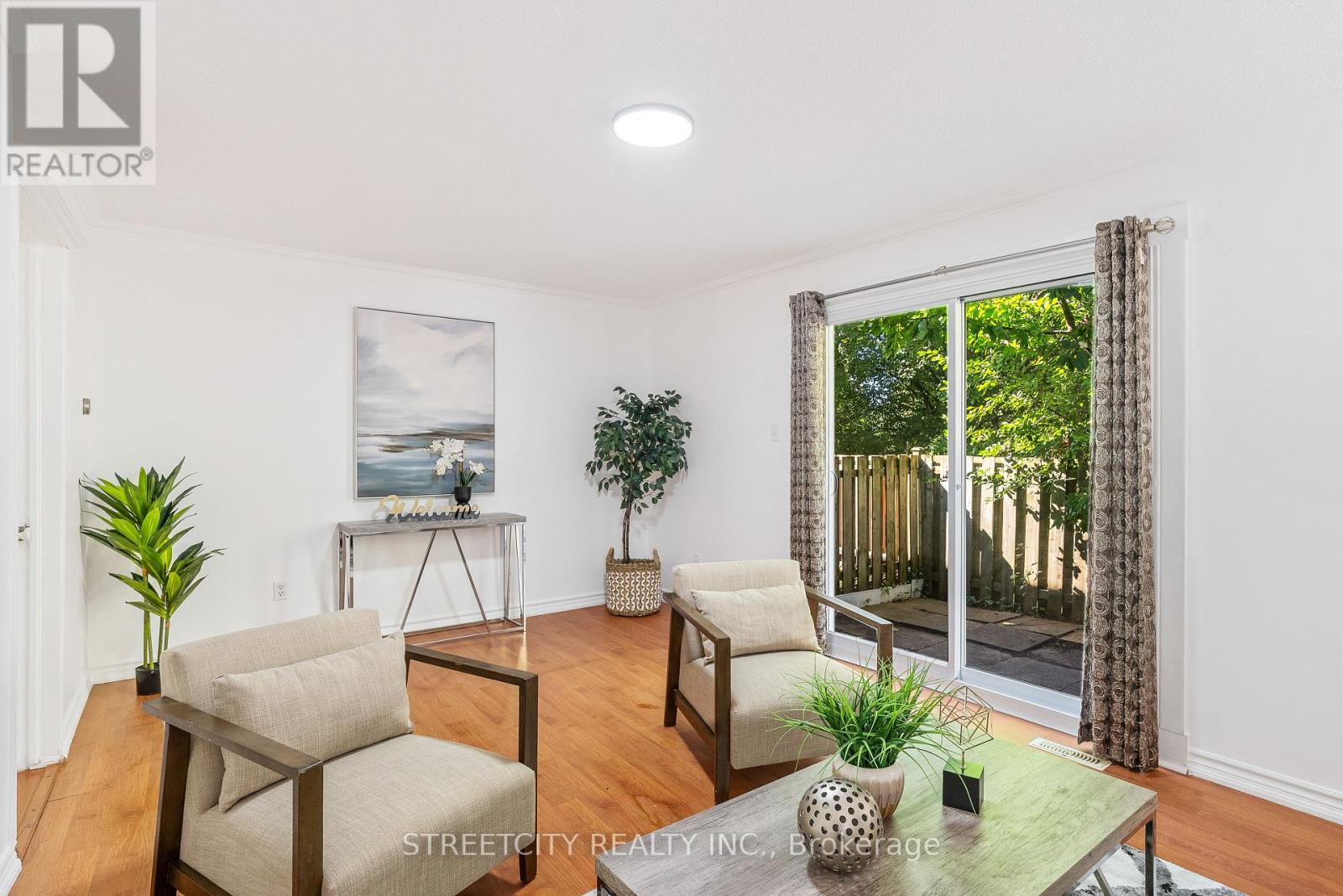 81 1247 Huron St, London, ON N5Y 4X7