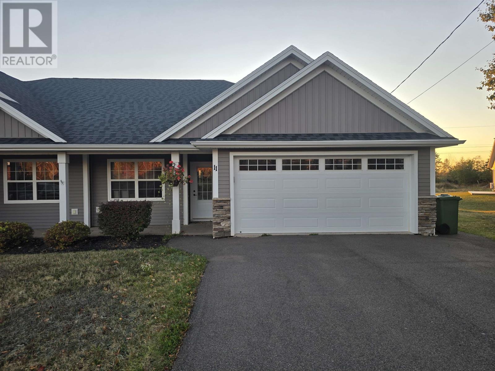 11 Alderwood Ave, Charlottetown, PE C1E 2M7